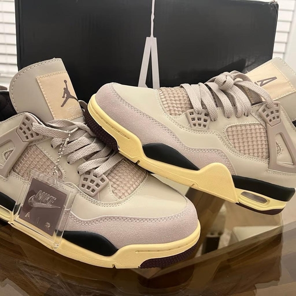 Jordan 4 fossil stone